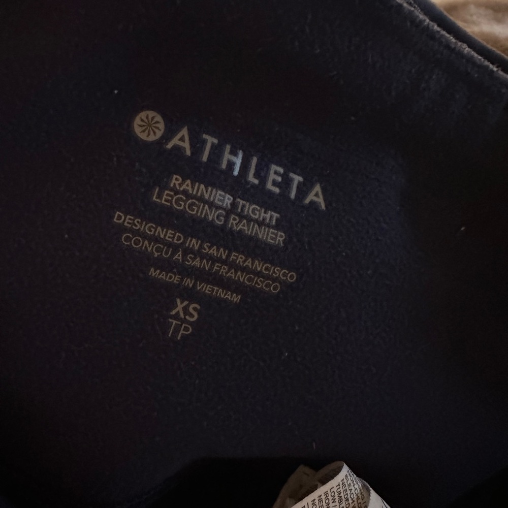Athleta Rainier High Rise Legging High compression #1 cold-weather XS navy - Picture 2 of 4